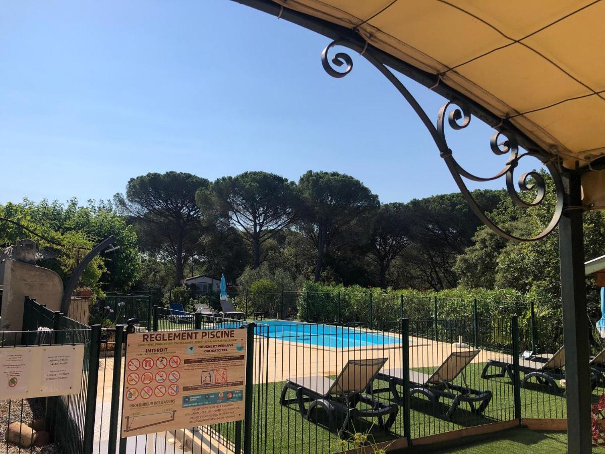 Camping De Parpaillon Roquebrune-sur Argens Exteriér fotografie
